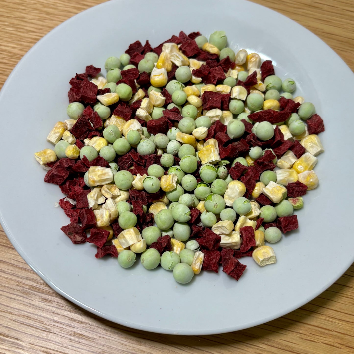 Tricolour Freeze Dried Vegetables for Parrots 75g - Best Behaved Birds